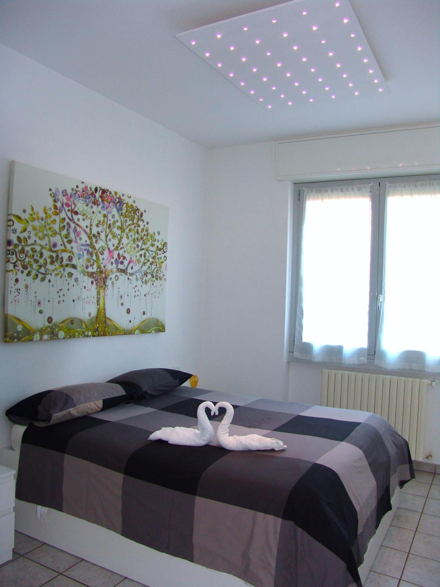 Modern Apartment Luci & Stelle Near Lake Como Nibionno Exterior foto